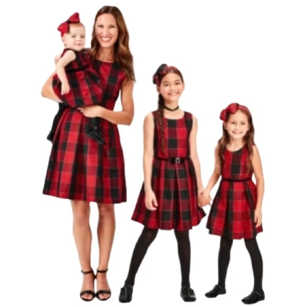 The Childrens Dress New With Tags Classic Red Plaid Dress Girls Size 14